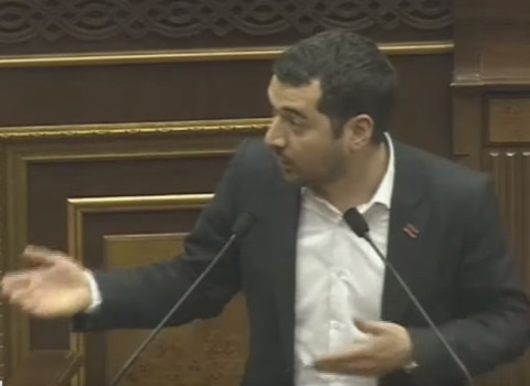 Հրաչյա Հակոբյանը «սպառնաց» դասախոսություն կարդալ ընդդիմադիրների համար
