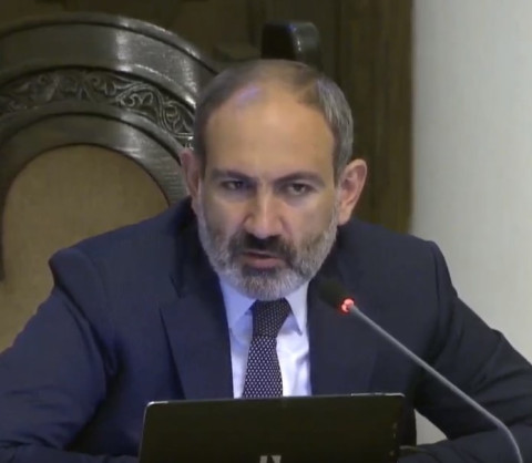 Օսիպյան ու Վանեցյան, գազալցակայաններում ՀԴՄ չտրամադրելու հարցը ինչո՞ւ չեք լուծում. Փաշինյան