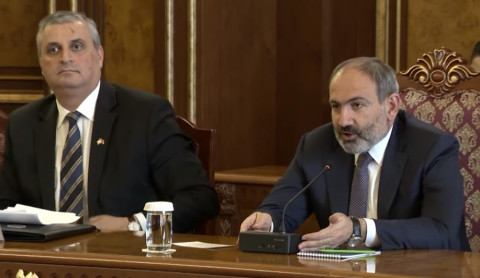 Փաշինյանն ընդունել է ԱՄՆ Կոնգրեսականներին