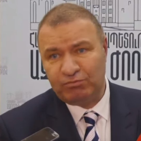 Ծառուկյանին կարող է շատ էլ ձեռնտու է ցեմենտ չարտադրելը. Մելքումյան