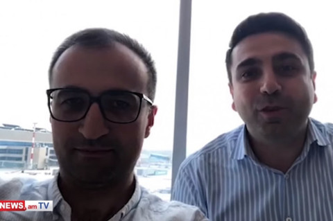«Թե ինչ եղավ հետո, շատ հուզիչ էր». Ալեն Սիմոնյանն ու Արսեն Թորոսյանը լայվ են մտել արտերկրից