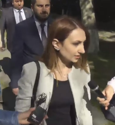 Լիլիթ Մակունցը՝ խմբակցության պատգամավորներին նկատողություն անելու մասին