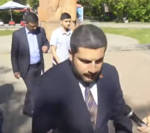 Ես մեր ներքին չաթերում կարող եմ տարբեր բառեր օգտագործել. «Իմ քայլի» պատգամավոր