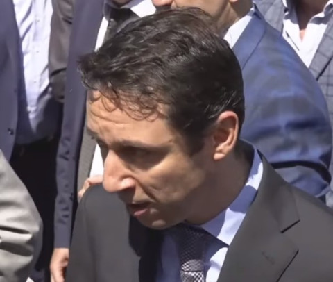 Բոլոր անցումների լույսերը կամ ջարդել, կամ գողացել են. Հայկ Մարության