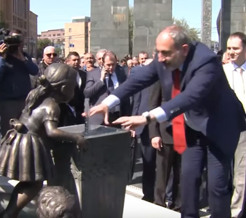 Փաշինյանը՝ Վարդանյանների կառուցած նորաբաց այգում