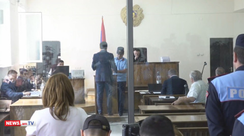 «Անձայն» նիստ. Քոչարյանի գործով դատավորը բարձրախոսի հարցը չի կարողանում լուծել