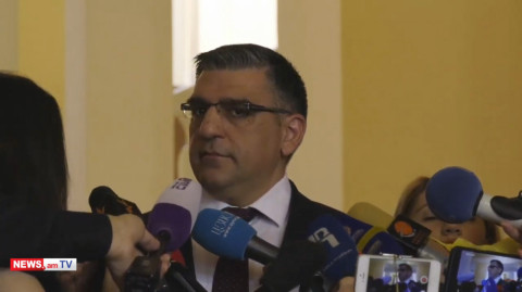 Ավելի լուրջ հարցեր չունե՞ք. ԱԺ աշխատակազմի ղեկավարը՝ կոնֆլիկտի մասին