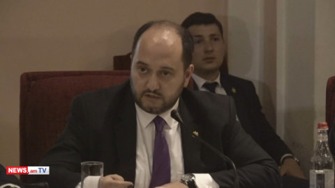 Արայիկ Հարությունյանը նկատողություն արեց Փաշինյանի ներկայությամբ