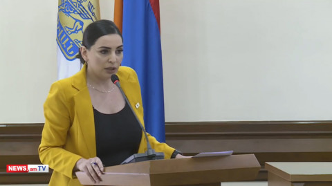 Ձեր դեմքը ծամածռում եք, տգեղ է դա. Թեհմինա Վարդանյանը՝ «Իմ քայլին»