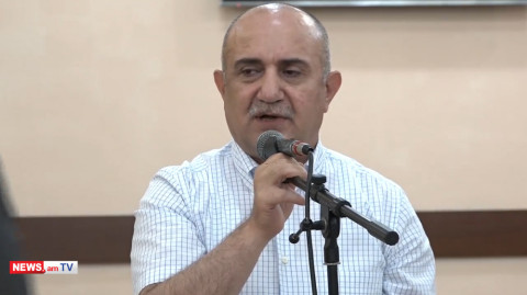 Ես էլ կարամ վաղը թռնեմ ու Երեւանի «դաբրոն» ստանամ. Սամվել Բաբայանը՝ արցախցիներին