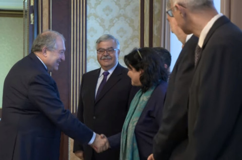 Արմեն Սարգսյանը հանդիպել է ՀՅԴ-ականների հետ