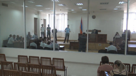 «Գուգոն ասաց՝ Սմբատի գլուխը կուտենք, վրեժդ կլուծենք». սպանված ոստիկանի հայրը ցուցմունք տվեց