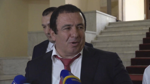 «Մուտիլովկաներ մի արեք». Ծառուկյանը՝ Վարդան Ղուկասյանին նկատողություն անելու մասին