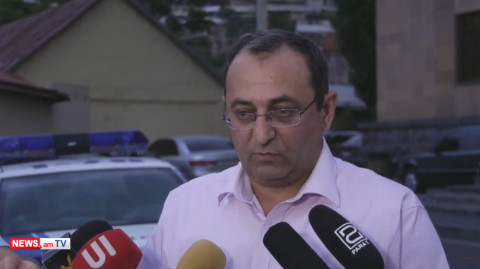 «Ինքնաբուխ ակցիա է». Արծվիկ Մինասյանը նույնպես ոստիկանության մոտ է