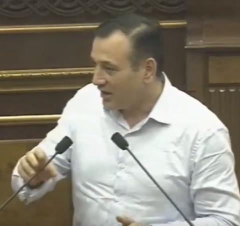 Քթի ծակ ունենայիք, հասկանայիք, որ ձեզ խաբել են. Նիկոլայ Բաղդասարյանը՝ Գորգիսյանին