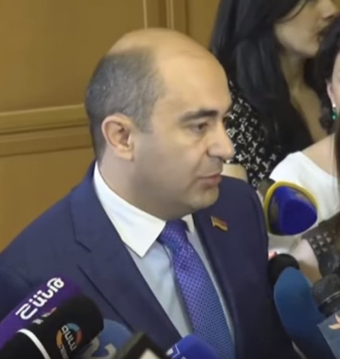Մարզպետն իր պահվածքով փչացրեց Աբովյանի ընտրությունները. Էդմոն Մարուքյան