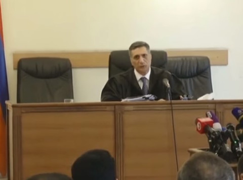 Դահլիճում ծիծաղեցին. Քոչարյանի գործով դատավորը վրդովվեց