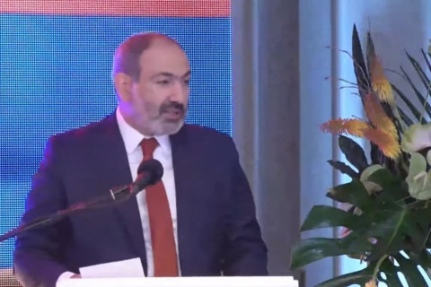 Թող ռեսուրսները սպառվեն եւ հայտնվեն «բոմժի» կարգավիճակում. Փաշինյանը՝ ֆեյքերի ու դիսլայքողների մասին