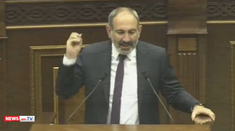 Ժողովուրդ, մեր դերը ձեզ մեր թալանից փշրանքներ նետելը չէ. Փաշինյան