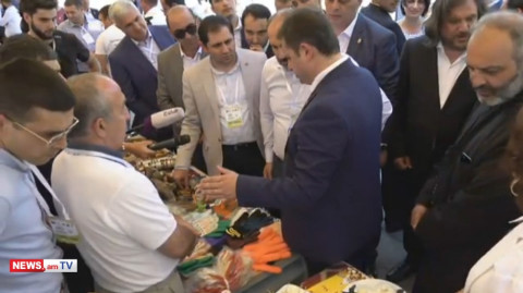 Չեղավ ըտենց, հարցն արագ լուծեք. Փաշինյանը բարկացավ մարզպետի վրա