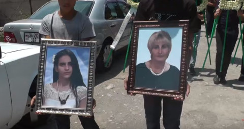 Զոդի կամրջի վթարից զոհված տատին ու թոռանը հողին հանձնեցին Արմաշ գյուղում