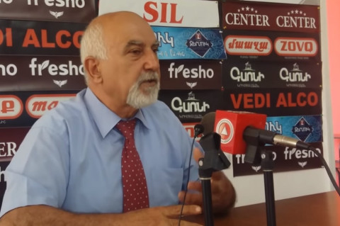 Փոքրիկ բալիկ, մի խեղիր մարդկանց մտածողությունը. Հայրիկյանը՝ Փաշինյանին
