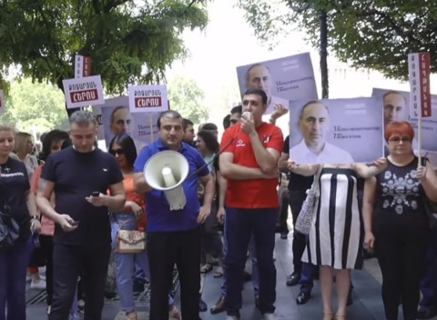Կեղծ գործ կարողները վաղ թե ուշ լացելու են. Քոչարյանի աջակիցներ