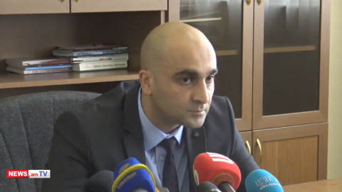 Խորհրդի նիստից հետո Արսեն Թորոսյանի հետ որեւէ շփում չեմ ունեցել. Էդգար Խուրշուդյան