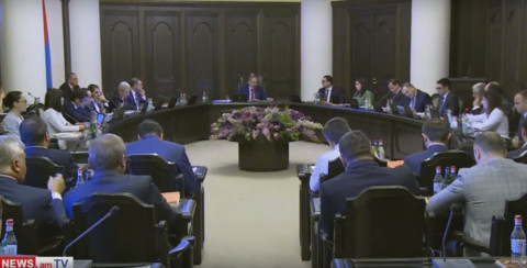 Արսեն Թորոսյանի վիճահարույց նախագիծը երկրորդ փորձից ընդունվեց