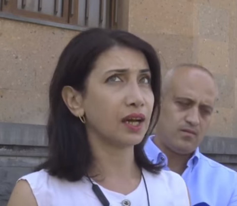 Մի վախեցեք, պարոն քաղաքապետ, պամպերս կստանաք. Սոնա Աղեկյան