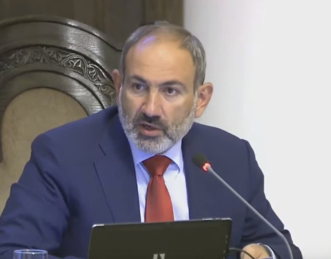 Ընտանիքը համաձայն է. Կարեն Դեմիճյանի արձանը կկանգնեցնեն Մարզահամերգայինի դիմաց