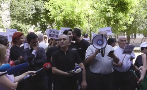 Փաշինյանն ասում է՝ դուք մեր ծառաներն եք. Քոչարյանի աջակիցները՝ դատավորներին