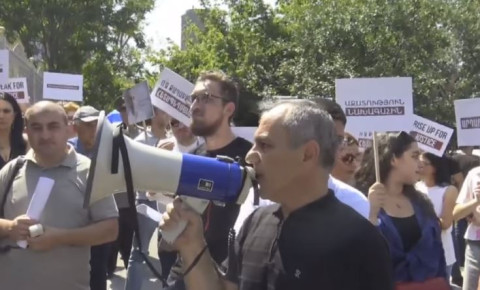 Քոչարյանը քաղաքական հետապնդման է ենթարկվում. Իտալիայի դեսպանին նամակ հանձնեցին