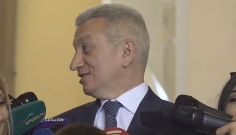 «Կտտանքների եք ենթարկում». Ջանջուղազյանը՝ գորգերի լվացմանը 5 մլն տրամադրելու մասին
