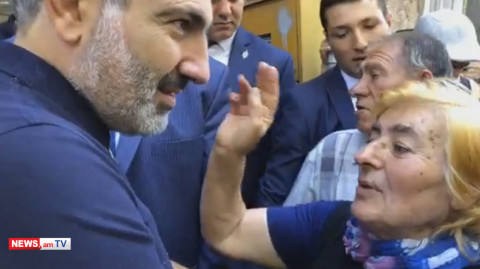 Էնքան եք վանկարկել, ձայնդ կտրվել ա. Փաշինյանը՝ տարեց կնոջը