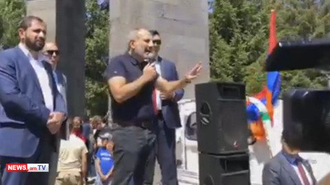 Եղբայր, եկեք՝ դուք խոսեք. Փաշինյանը հունից դուրս եկավ