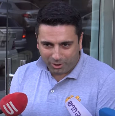 Նաիրա Զոհրաբյանը թող հիմիկվանից սկսի իր աշխատավարձը փոխանցել. Ալեն Սիմոնյան