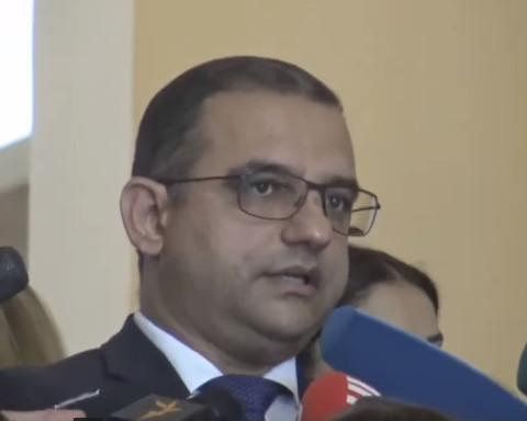 Ինչո՞ւ են «Սպայկա» ընկերության մեքենաներն ավելի հաճախ ստուգվում. նախարարի պարզաբանումը