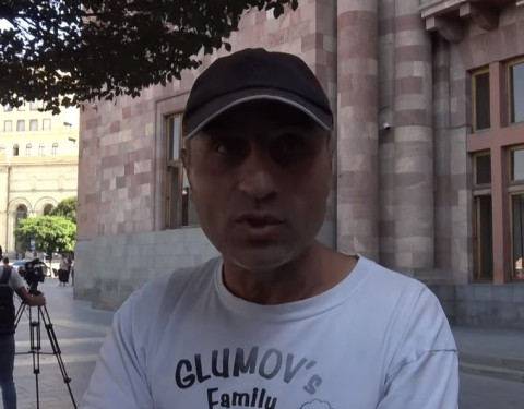 Վարչապետն էքսկուրսավոդ է դարձել, իսկ իմ գործը կոծկում են. քաղաքացի