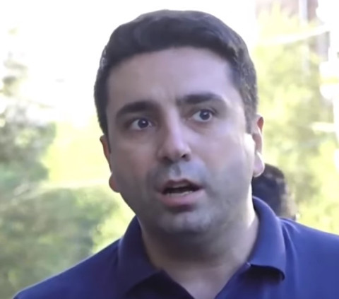 Լևոն Քոչարյանը թող դիմի իրավապահներին. Ալեն Սիմոնյան