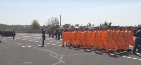 Տոնական շքերթ՝ ԱԻՆ-ում