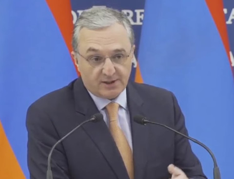 Արցախի հետ տարաձայնությունները մի դրամատիզացրեք. Զոհրաբ Մնացականյան