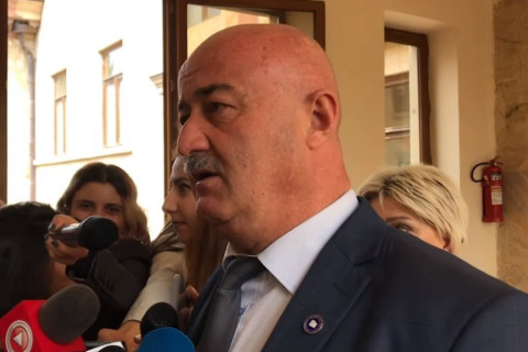 Կարելի է հանրաքվե անցկացնել՝ իշխանության վստահության կամ ինքնավստահության մասին. Աղազարյան