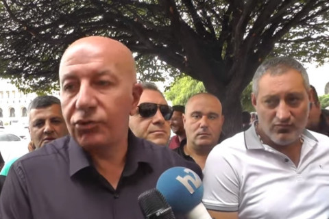Էն էգ ու որձերը, որ վարչապետին խորհուրդ են տվել, ամեն ինչ նրա գլխին ա թափվելու. ավտոներկրողներ