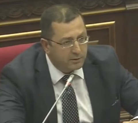 Դուրս չգա, որ սա գործ տալու ինստիտուտ ա. Հովհաննես Հովհաննիսյան