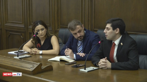 «Մանրուք է». «Իմ քայլի» պատգամավորները խուսափում են գնահատական տալ Վանեցյանի հայտարարությանը