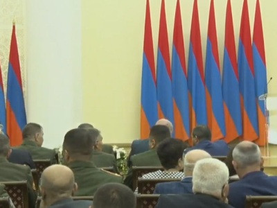 Պարգեւատրումներ Բաղրամյան 26–ում