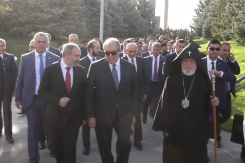 «Տրենաժոր եմ գնում». Փաշինյանը՝ Արմեն Սարգսյանին