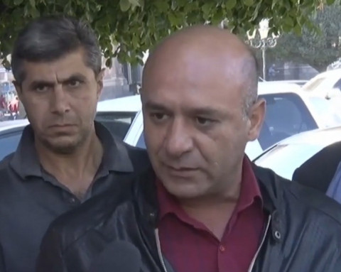 Մազպետի շքախումբը խմած է եղել, օգնականը քարով փոխգնդապետի գլխին է խփել. բողոքի ակցիա
