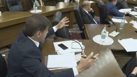Համարձակության պակաս եմ տեսնում. Բաբաջանյանը՝ իշխանական պատգամավորին